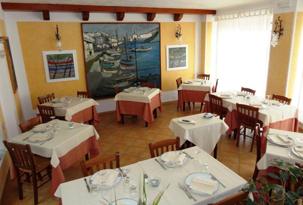 Hotel Silvestrino Stintino Exterior foto